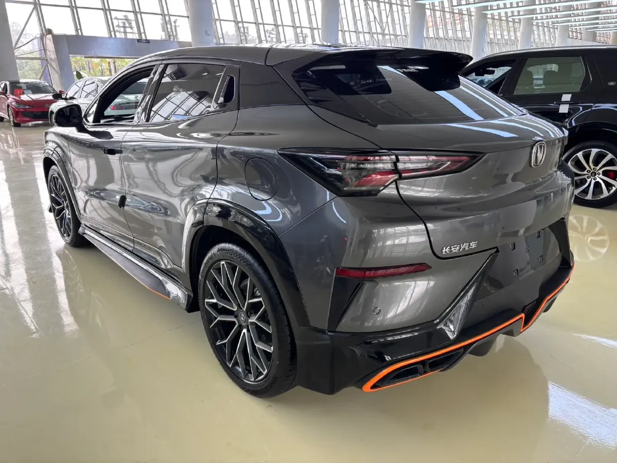 2022 ChangAn UNI-T 1.5T 188HP L4 7DCT,autocango,china used car exporter,china ev exporter,chinese used car exporter,chinese used ev exporter