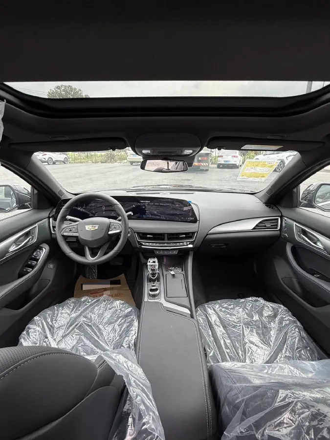 2024 Cadillac CT5 2.0T 237HP L4 10AT,autocango,china used car exporter,china ev exporter,chinese used car exporter,chinese used ev exporter