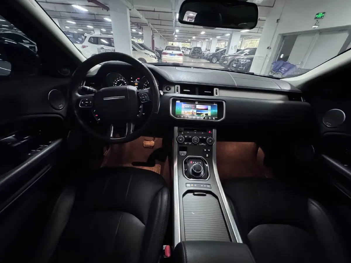 2018 Land Rover Range Rover Evoque 2.0T 241HP L4 9AT,autocango,china used car exporter,china ev exporter,chinese used car exporter,chinese used ev exporter