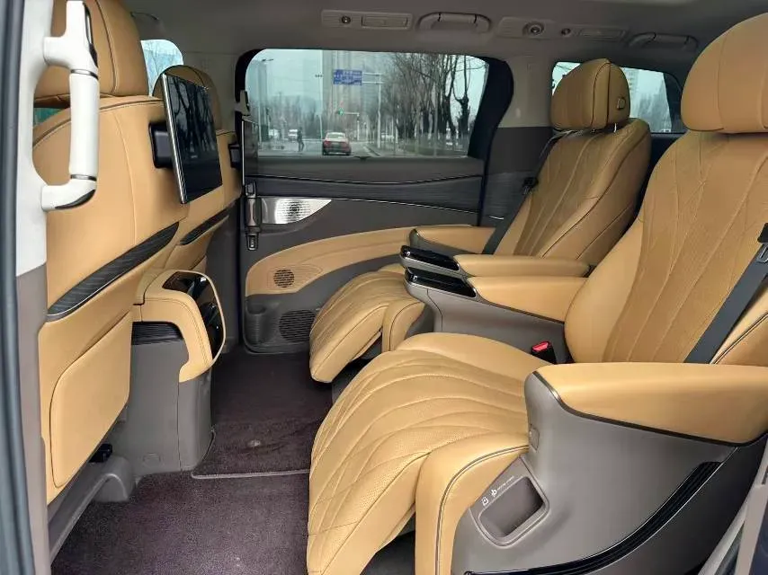 2022 Mercedes-Benz GLC Class 2.0T 197HP L4 9AT,autocango,china used car exporter,china ev exporter,chinese used car exporter,chinese used ev exporter