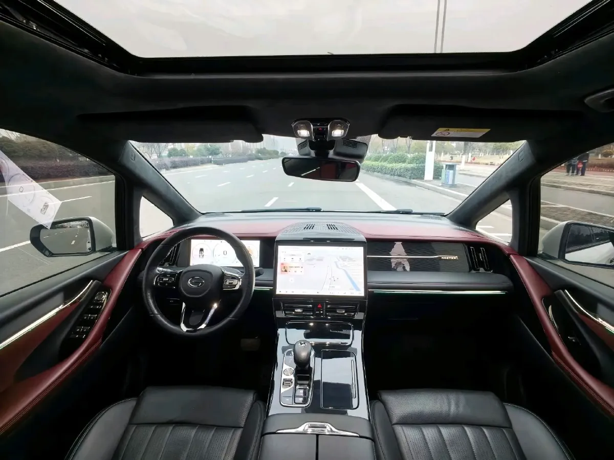 2023 GAC Trumpchi M8 2.0T 252HP L4 8AT,autocango,china used car exporter,china ev exporter,chinese used car exporter,chinese used ev exporter