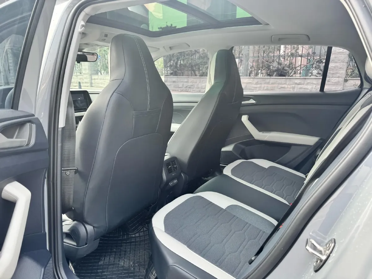 2025 Volkswagen Tharu 1.5L 110HP L4 6AT,autocango,china used car exporter,china ev exporter,chinese used car exporter,chinese used ev exporter