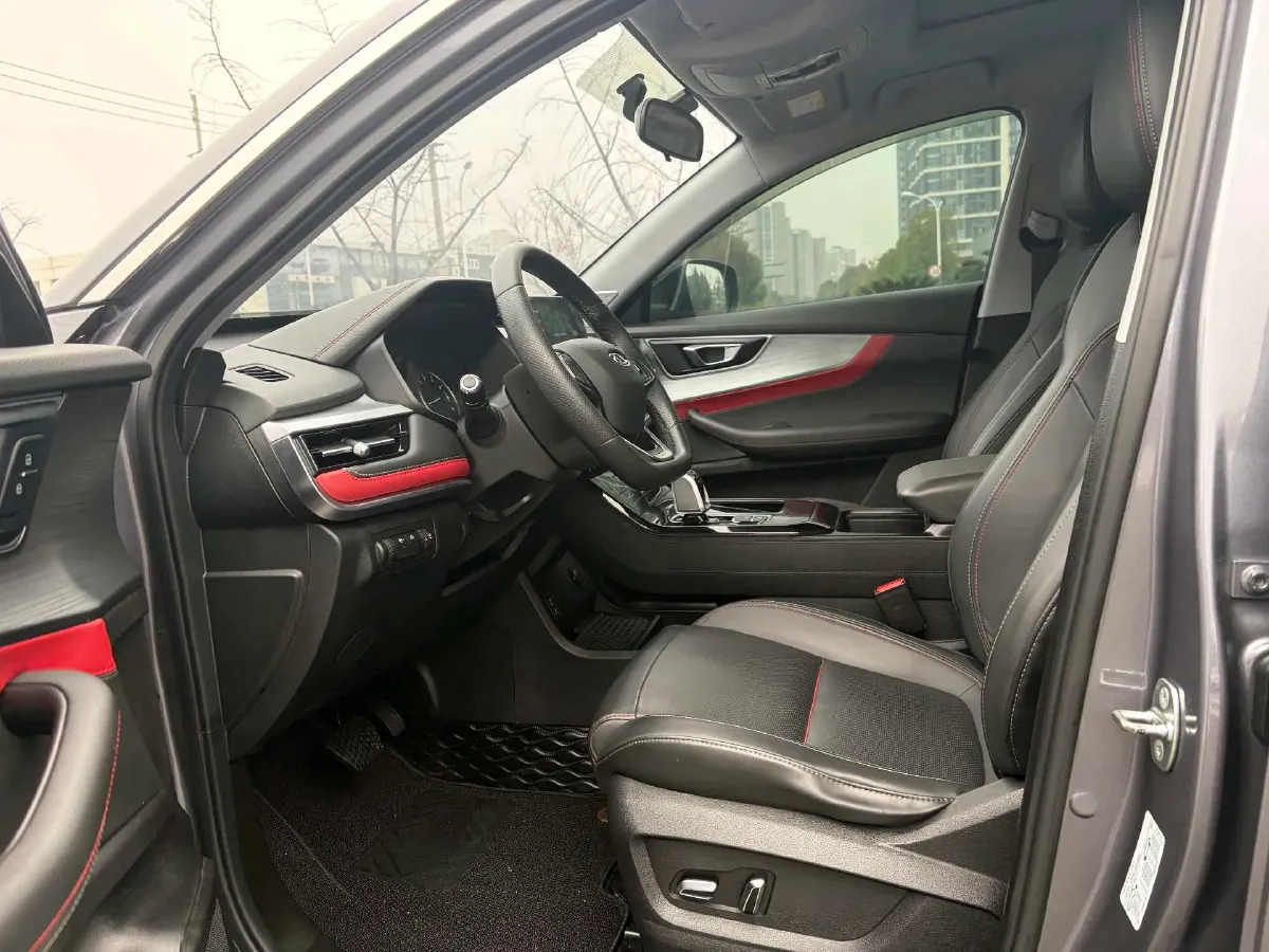 2022 Chery Tiggo 7 1.5T 156HP L4 CVT,autocango,china used car exporter,china ev exporter,chinese used car exporter,chinese used ev exporter