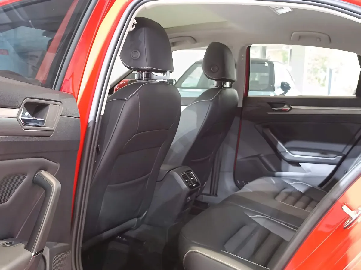 2021 Volkswagen Lamando 1.4T 150HP L4 7DCT,autocango,china used car exporter,china ev exporter,chinese used car exporter,chinese used ev exporter