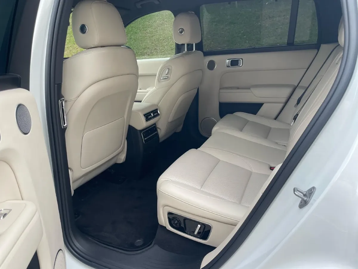 2023 Li L7 Range Extended 154HP REEV 40.9KWH,autocango,china used car exporter,china ev exporter,chinese used car exporter,chinese used ev exporter