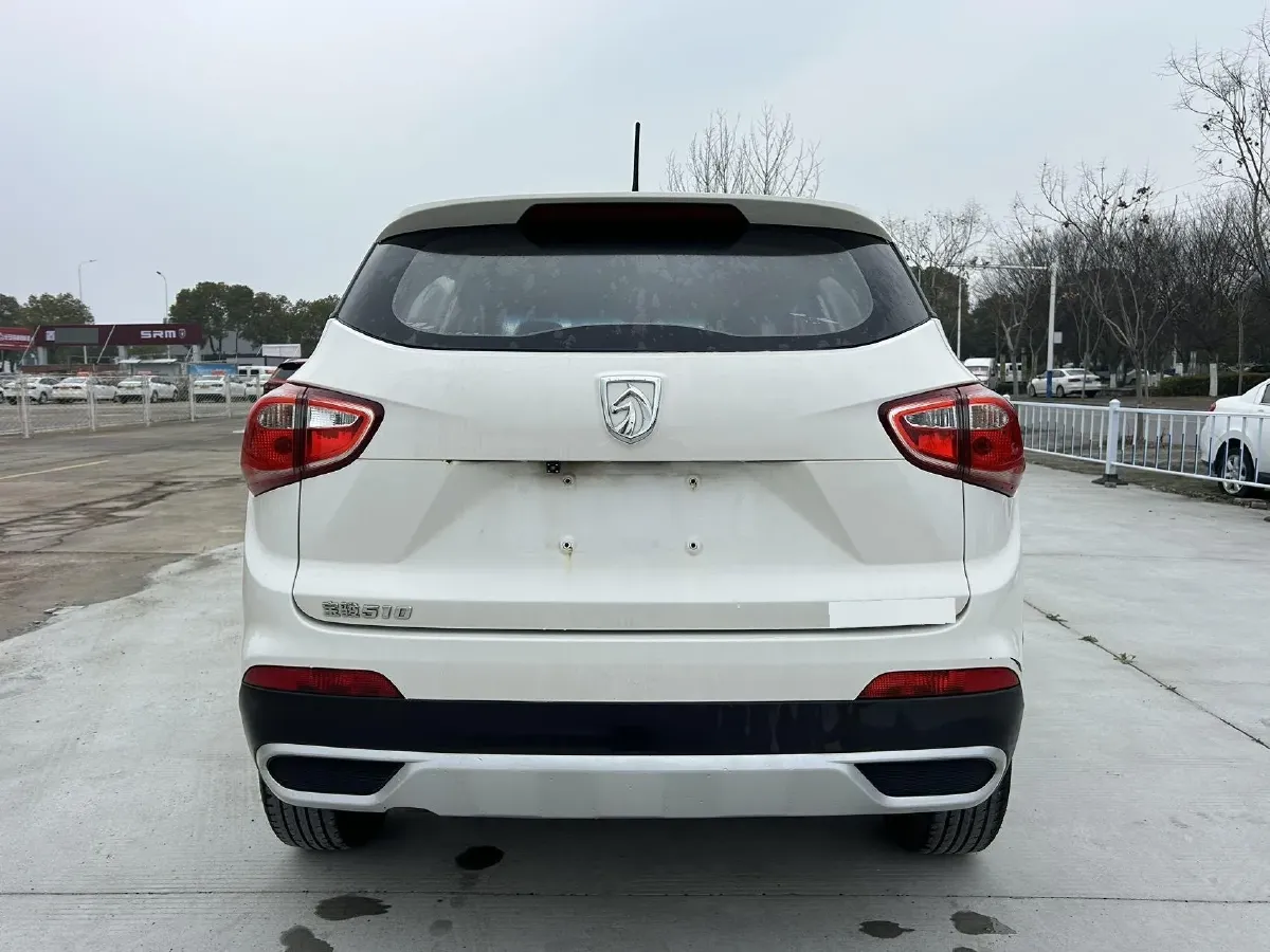 2017 BaoJun 510 1.5L 112HP L4 6MT,autocango,china used car exporter,china ev exporter,chinese used car exporter,chinese used ev exporter