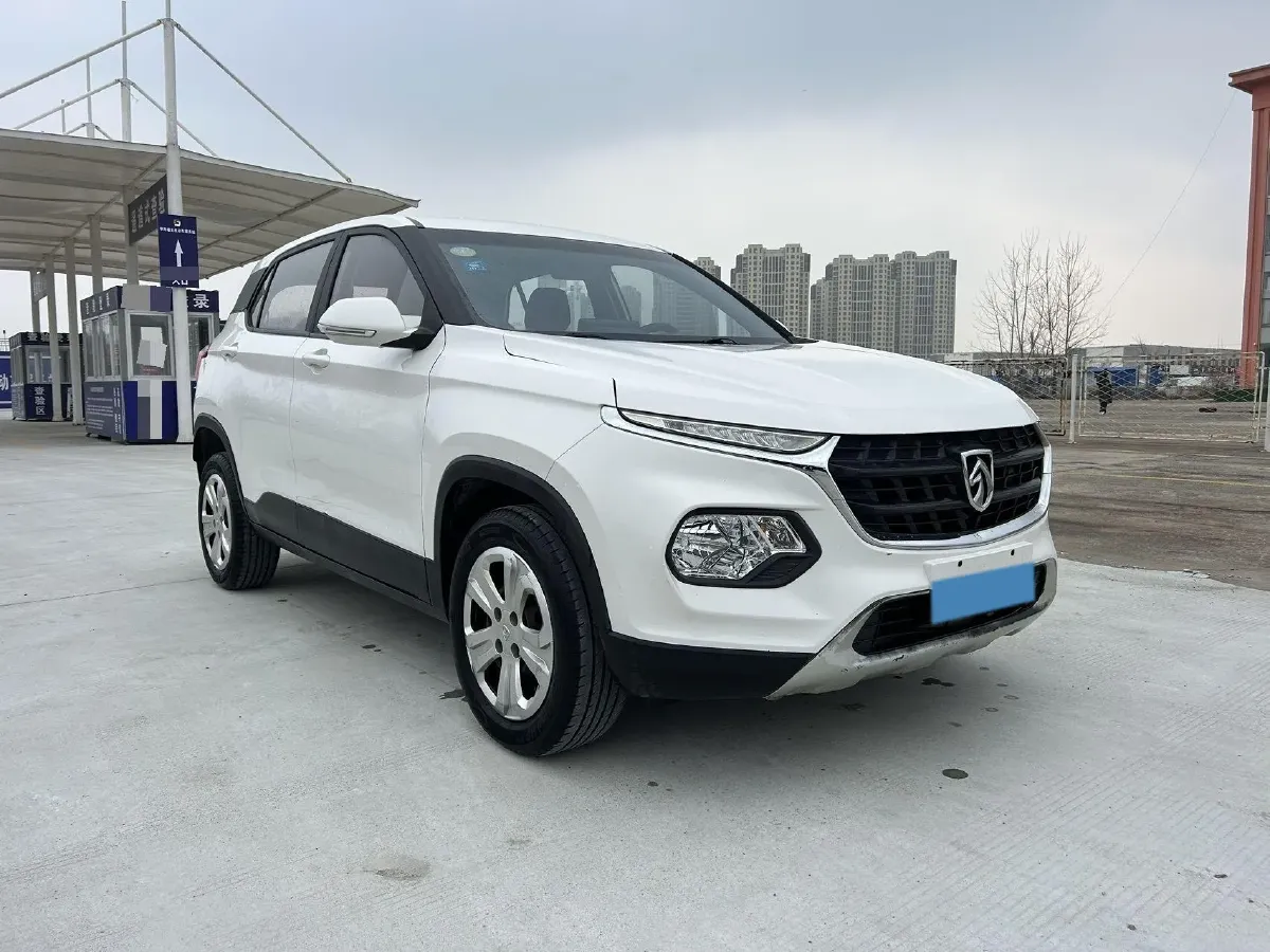 2017 BaoJun 510 1.5L 112HP L4 6MT,autocango,china used car exporter,china ev exporter,chinese used car exporter,chinese used ev exporter