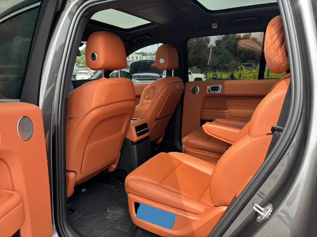 2022 Li L9 Range Extended 154HP REEV 42.6KWH,autocango,china used car exporter,china ev exporter,chinese used car exporter,chinese used ev exporter