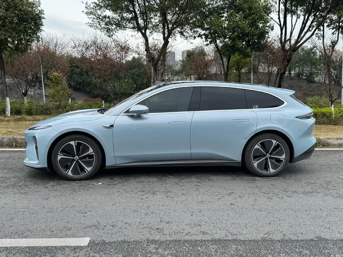 2024 NIO ET5T BEV 75KWH,autocango,china used car exporter,china ev exporter,chinese used car exporter,chinese used ev exporter