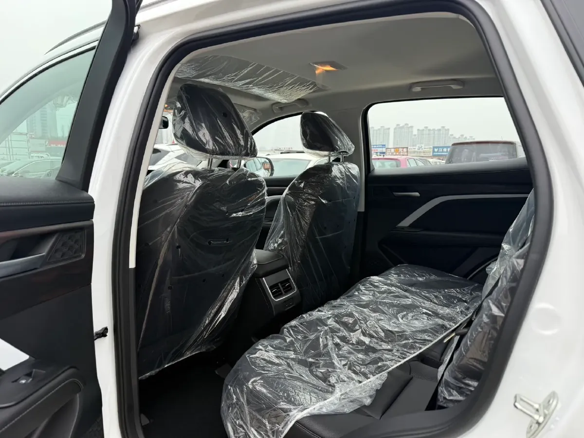 2025 Haval H6 1.5T 150HP L4 7DCT,autocango,china used car exporter,china ev exporter,chinese used car exporter,chinese used ev exporter