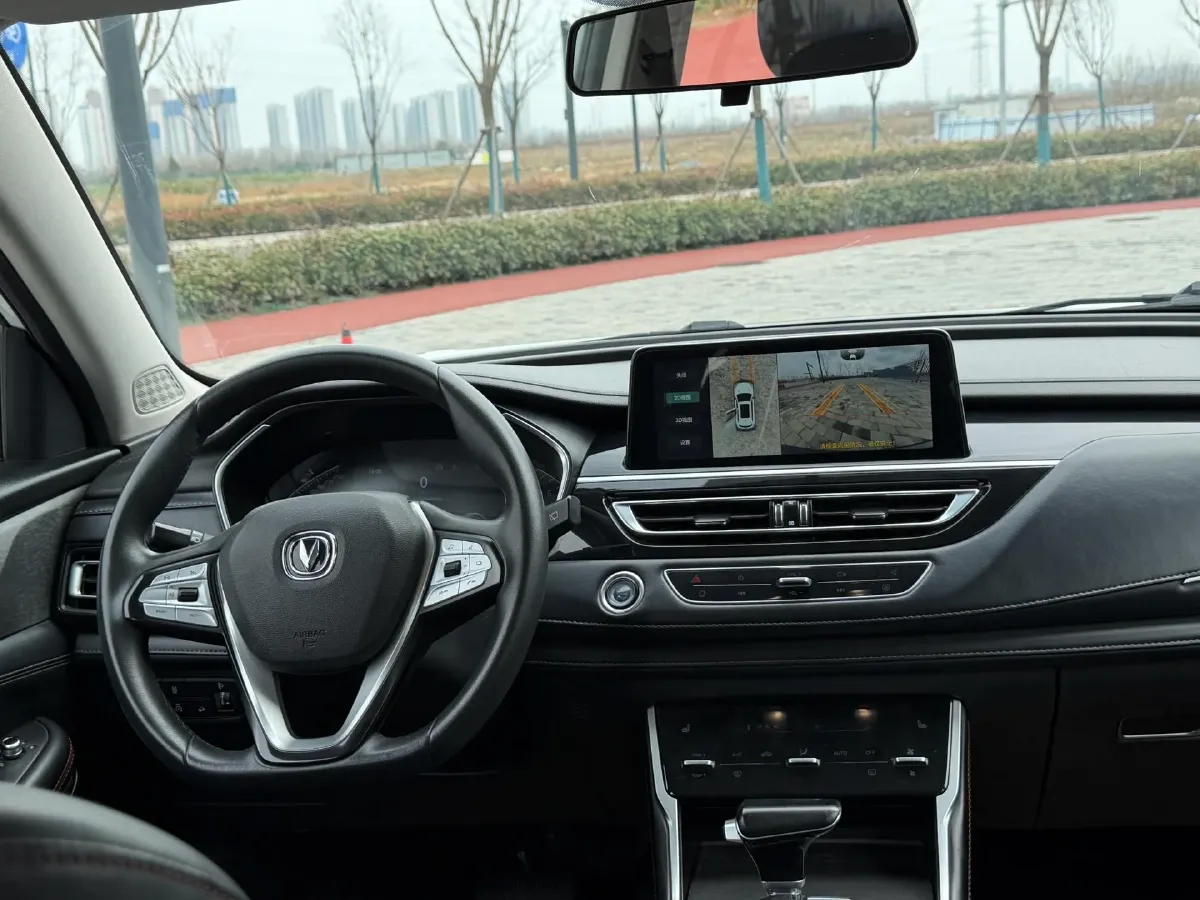 2022 ChangAn CS75 1.5T 180HP L4 7DCT,autocango,china used car exporter,china ev exporter,chinese used car exporter,chinese used ev exporter