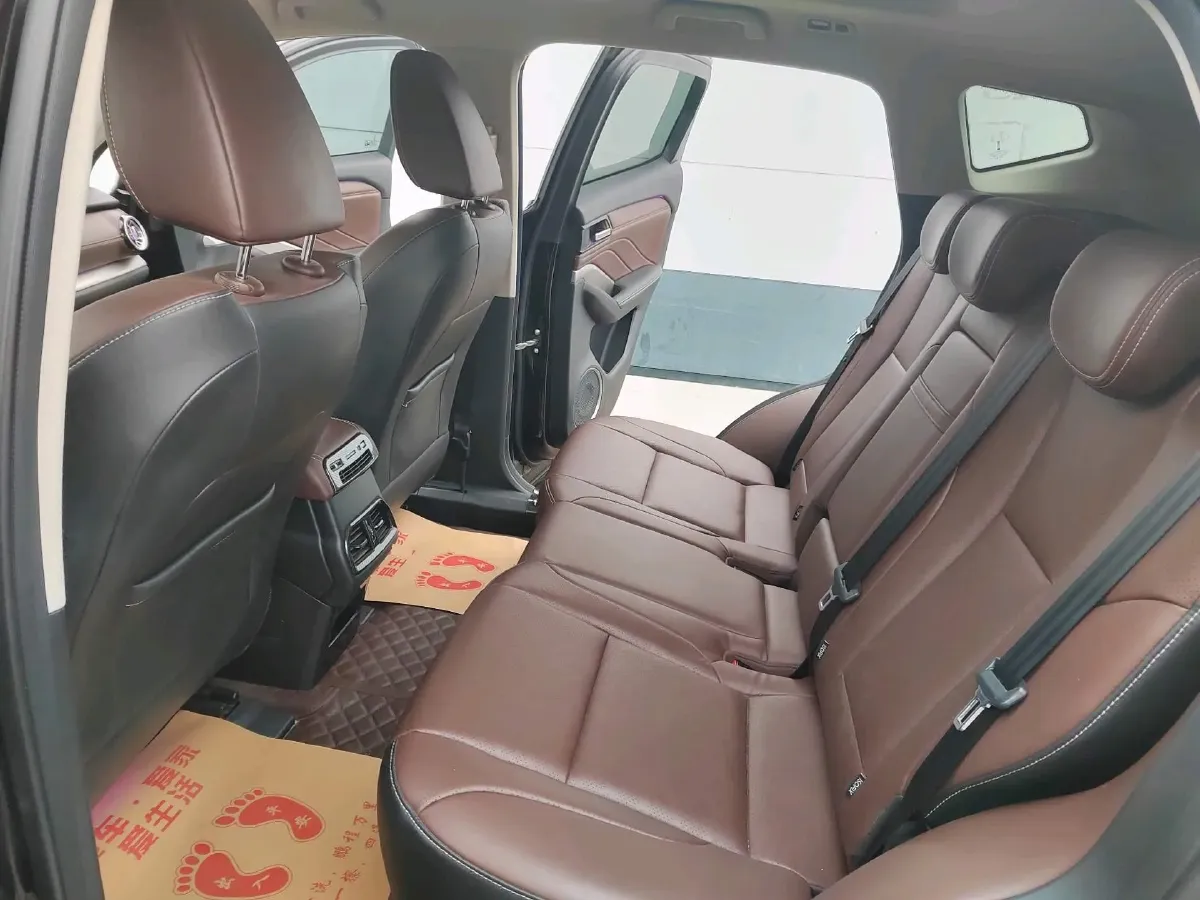 2018 WEY VV6 2.0T 197HP L4 7DCT,autocango,china used car exporter,china ev exporter,chinese used car exporter,chinese used ev exporter