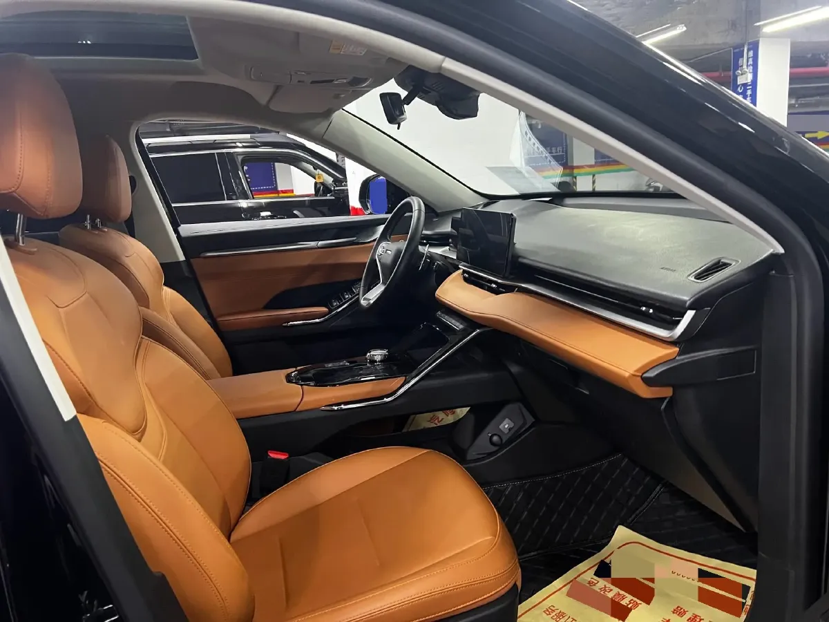 2024 Haval H6 1.5T 184HP L4 7DCT,autocango,china used car exporter,china ev exporter,chinese used car exporter,chinese used ev exporter