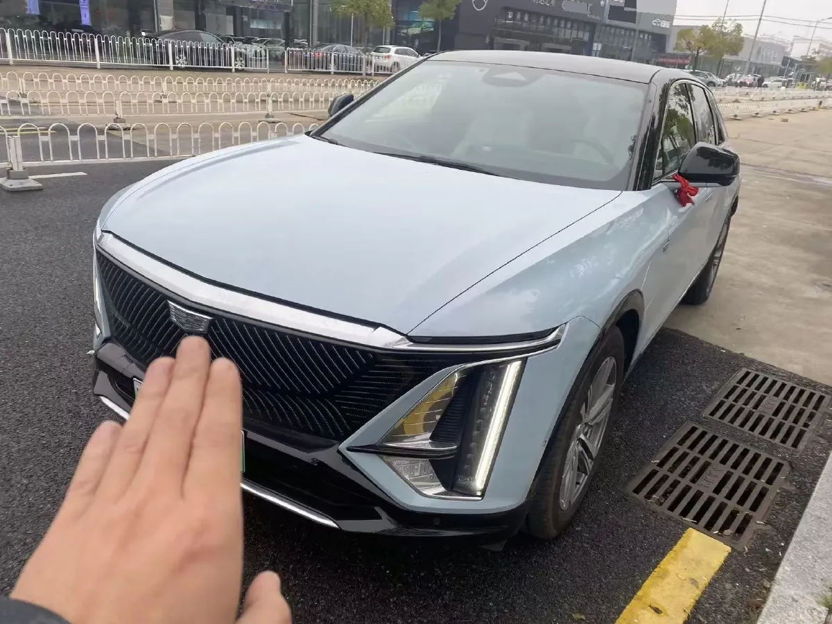 2022 Cadillac IQ Lyriq BEV 95.7KWH,autocango,china used car exporter,china ev exporter,chinese used car exporter,chinese used ev exporter