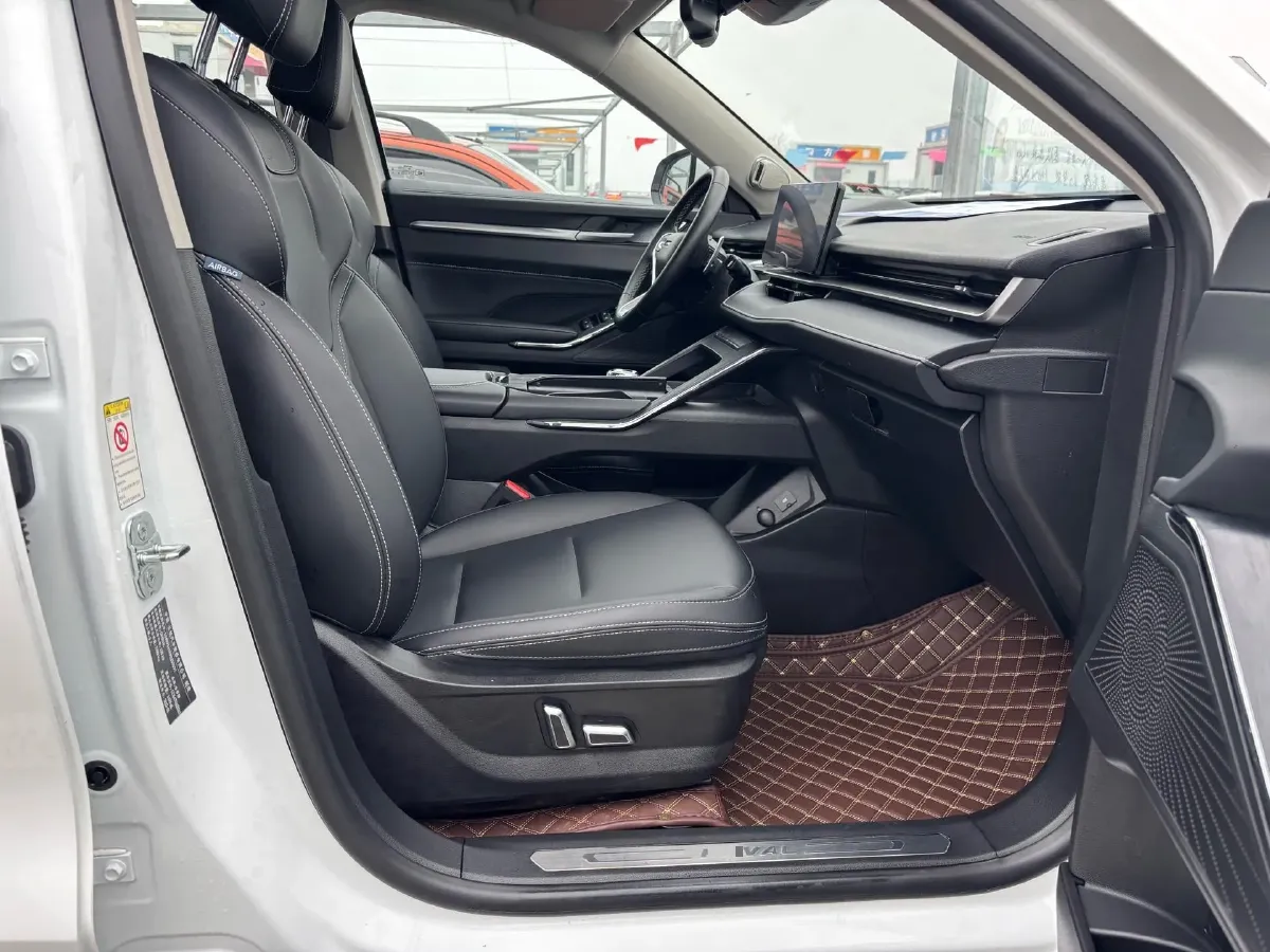 2022 Haval H6 1.5T 184HP L4 7DCT,autocango,china used car exporter,china ev exporter,chinese used car exporter,chinese used ev exporter