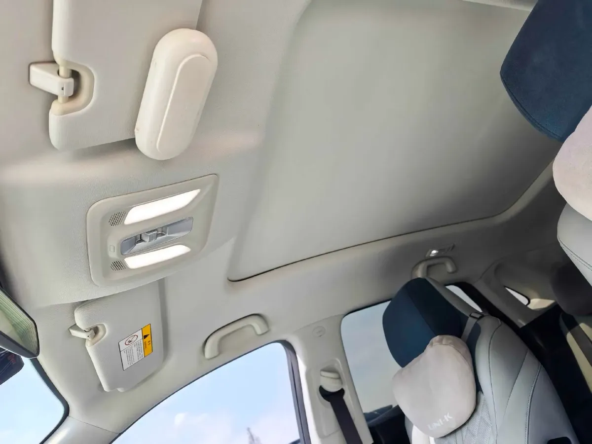 2022 Chevrolet Menlo BEV 61.1KWH,autocango,china used car exporter,china ev exporter,chinese used car exporter,chinese used ev exporter