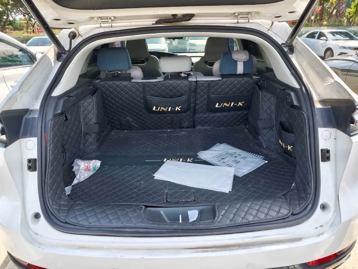 2022 Chevrolet Menlo BEV 61.1KWH,autocango,china used car exporter,china ev exporter,chinese used car exporter,chinese used ev exporter