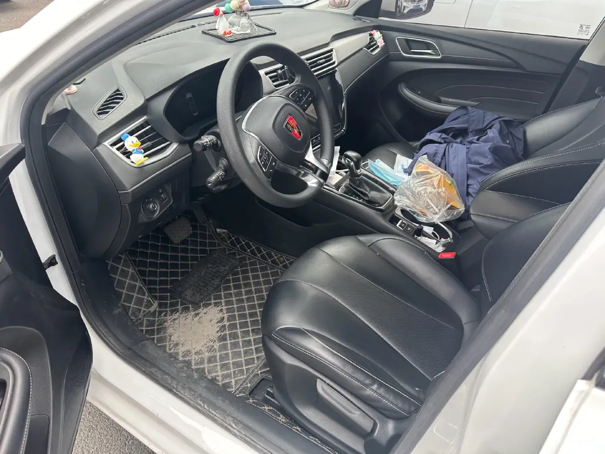 2020 Roewe i5 1.5L 120HP L4 CVT,autocango,china used car exporter,china ev exporter,chinese used car exporter,chinese used ev exporter