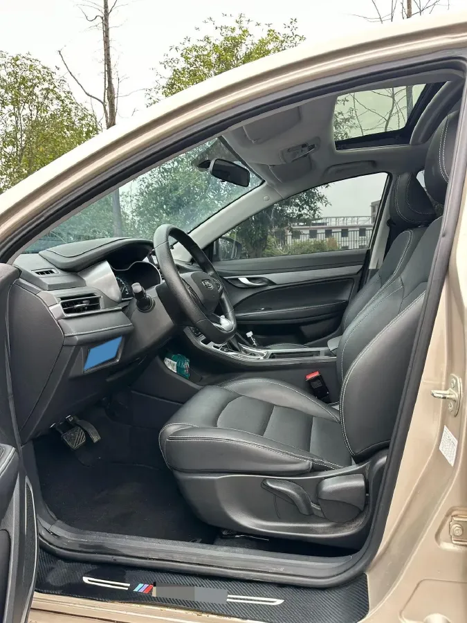 2021 Geely Coolray 1.4T 141HP L4 6MT,autocango,china used car exporter,china ev exporter,chinese used car exporter,chinese used ev exporter