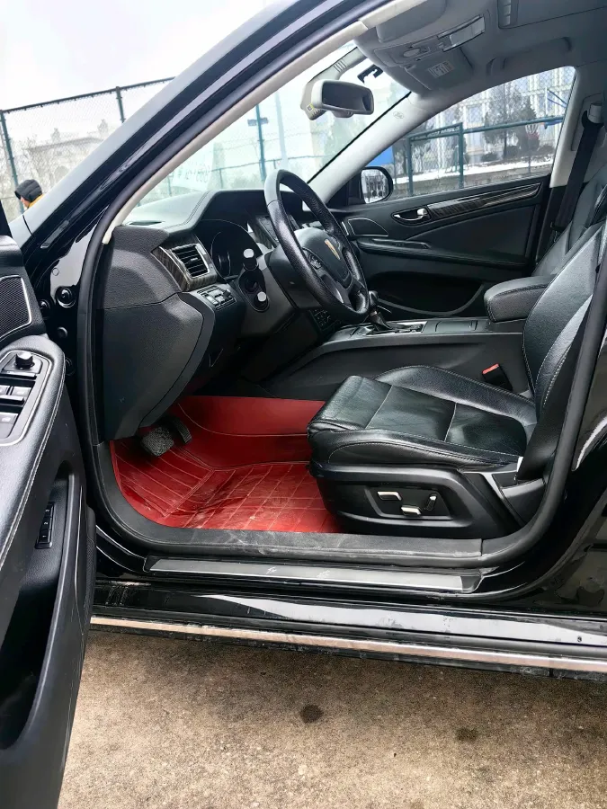 2019 HongQi H7 2.0T 204HP L4 6AT,autocango,china used car exporter,china ev exporter,chinese used car exporter,chinese used ev exporter