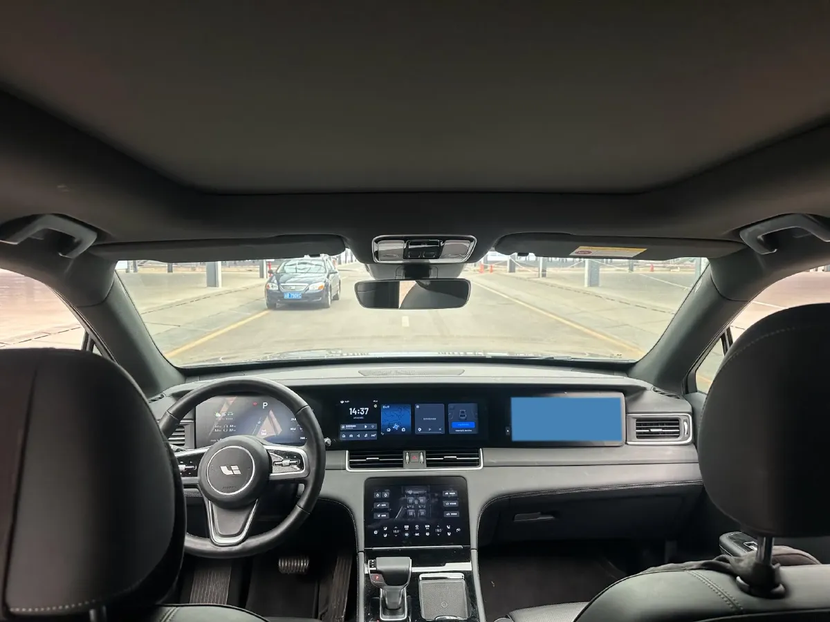 2021 Li ONE Range Extended 131HP REEV 40.5KWH,autocango,china used car exporter,china ev exporter,chinese used car exporter,chinese used ev exporter