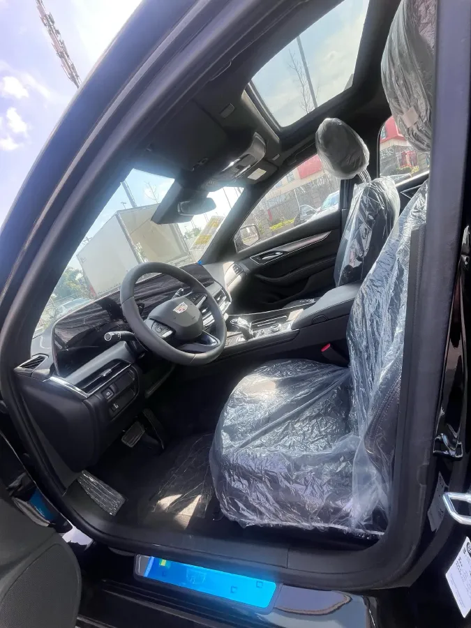 2024 Cadillac CT5 2.0T 237HP L4 10AT,autocango,china used car exporter,china ev exporter,chinese used car exporter,chinese used ev exporter