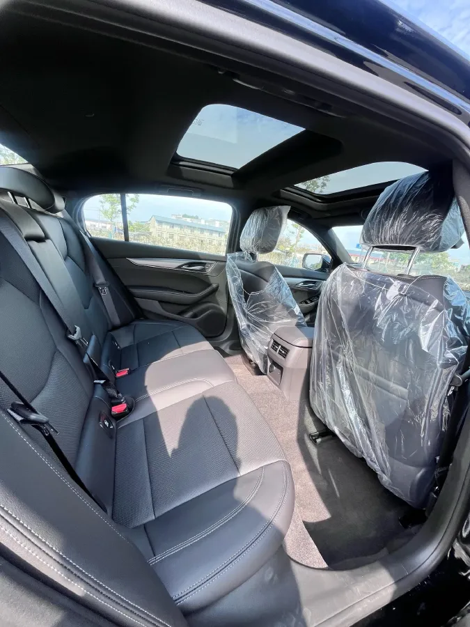 2024 Cadillac CT5 2.0T 237HP L4 10AT,autocango,china used car exporter,china ev exporter,chinese used car exporter,chinese used ev exporter