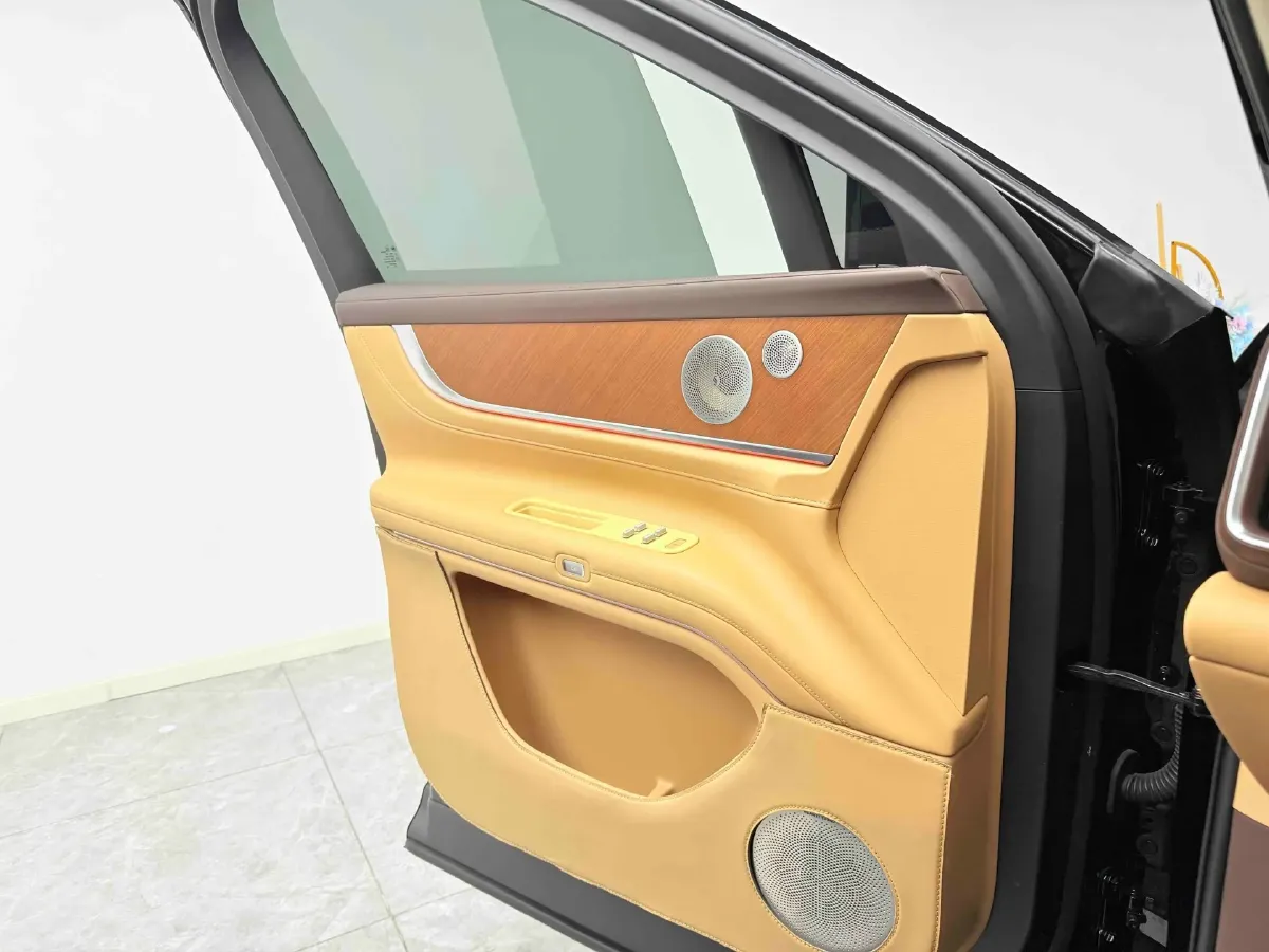 2024 AITO AITO M9 1.5T 152HP L4 REEV 42KWH,autocango,china used car exporter,china ev exporter,chinese used car exporter,chinese used ev exporter