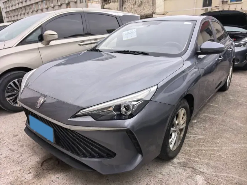 2023 Roewe i5 1.5L 129HP L4 5MT,autocango,china used car exporter,china ev exporter,chinese used car exporter,chinese used ev exporter