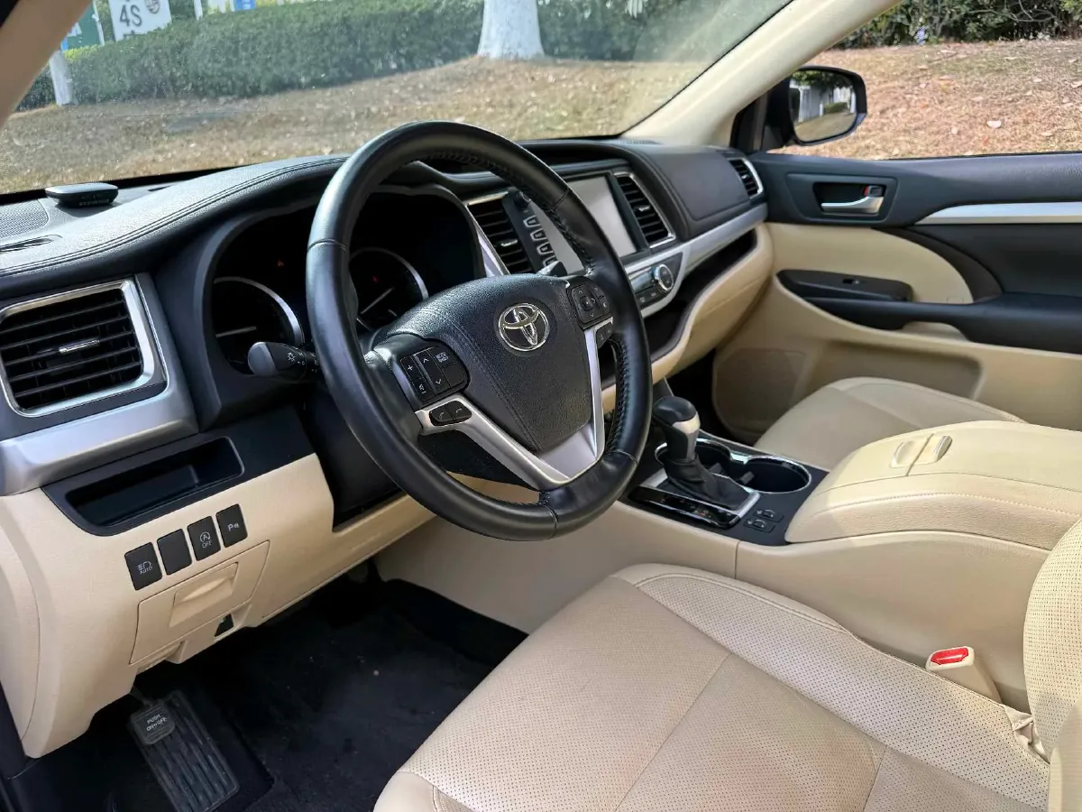2019 Mazda CX-8 2.5L 192HP L4 6AT,autocango,china used car exporter,china ev exporter,chinese used car exporter,chinese used ev exporter