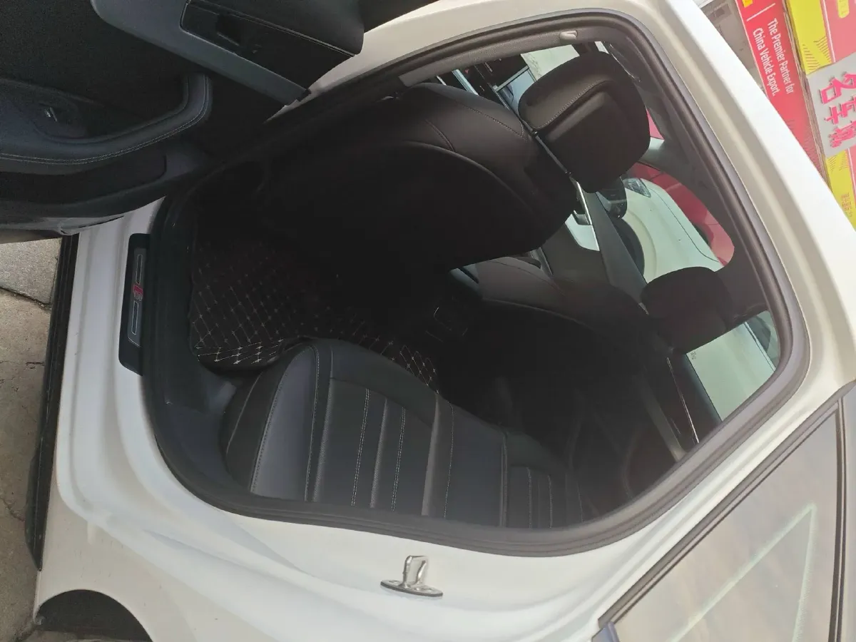 2022 Audi A4L 2.0T 190HP L4 7DCT,autocango,china used car exporter,china ev exporter,chinese used car exporter,chinese used ev exporter