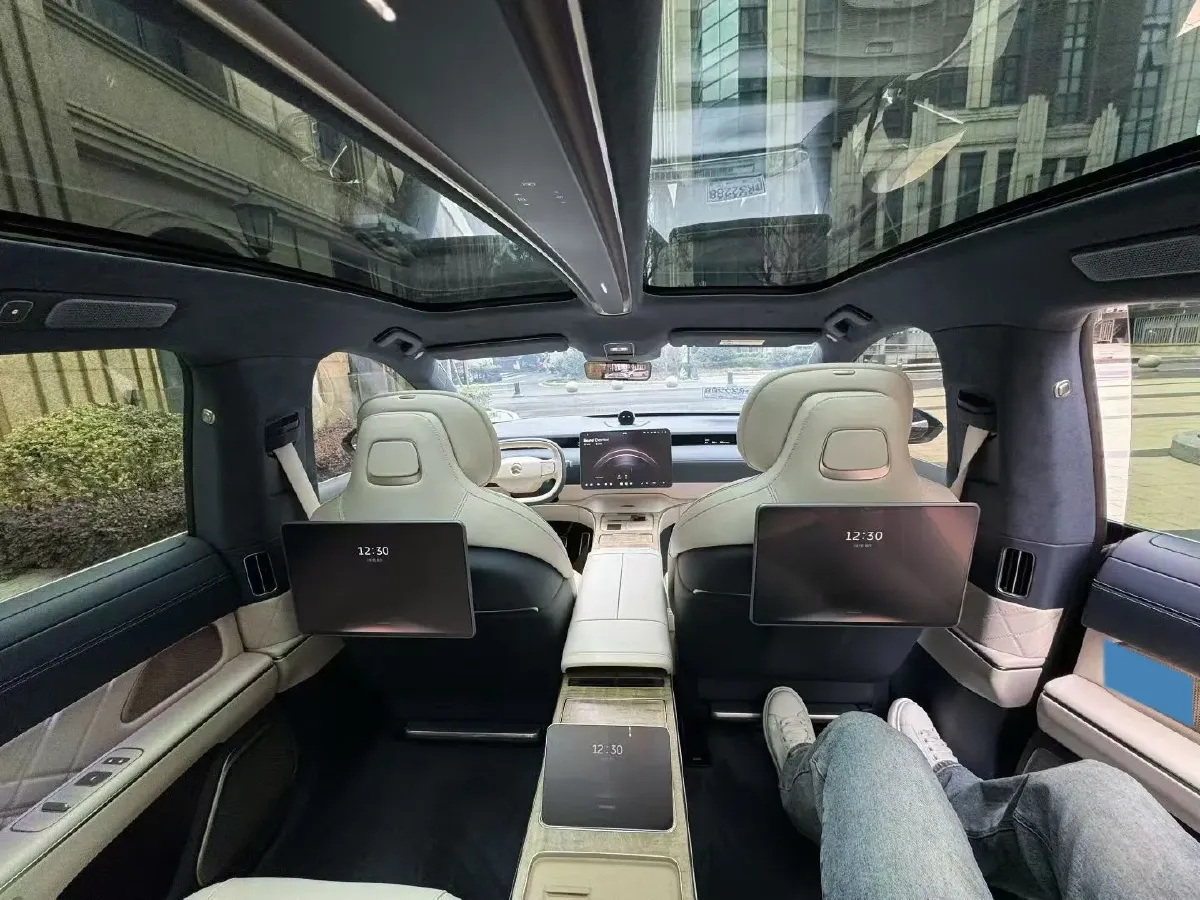 2025 NIO ET9 BEV 100KWH,autocango,china used car exporter,china ev exporter,chinese used car exporter,chinese used ev exporter