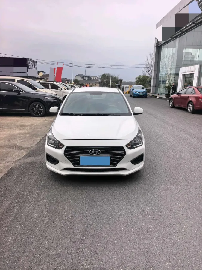 2017 Hyundai Reina 1.4L 95HP L4 5MT,autocango,china used car exporter,china ev exporter,chinese used car exporter,chinese used ev exporter