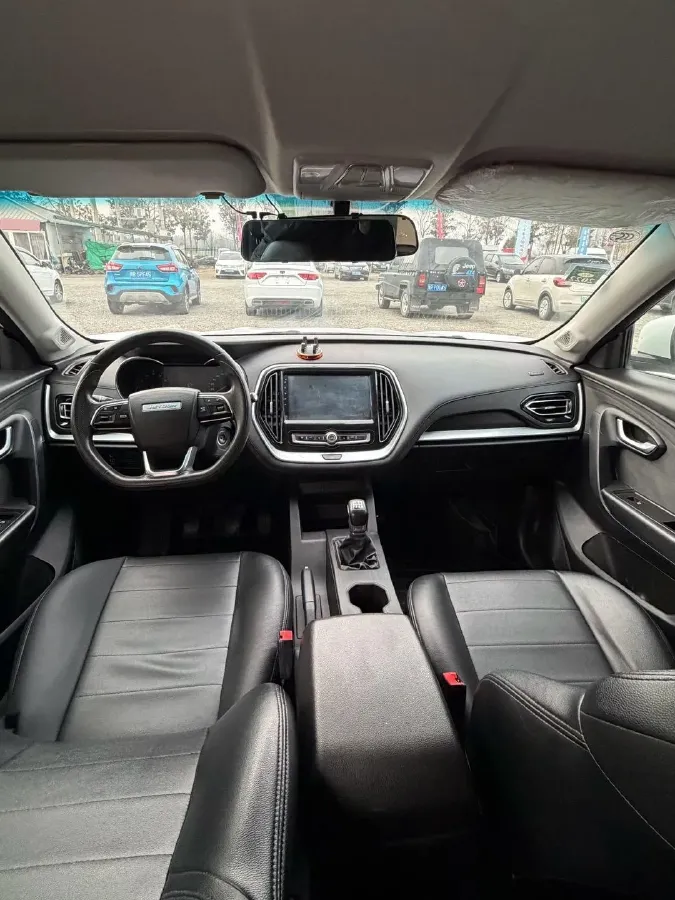 2020 Jetour X70M 1.5T 156HP L4 6MT,autocango,china used car exporter,china ev exporter,chinese used car exporter,chinese used ev exporter