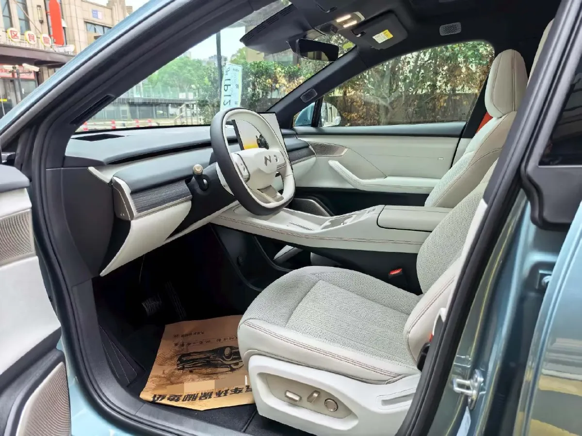 2024 ONVO L60 BEV 60KWH,autocango,china used car exporter,china ev exporter,chinese used car exporter,chinese used ev exporter