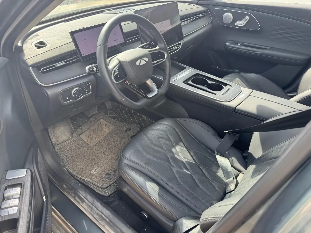 2025 Fulwin FulwinA8L 1.5T 156HP L4 1DHT PHEV 18.67KWH,autocango,china used car exporter,china ev exporter,chinese used car exporter,chinese used ev exporter