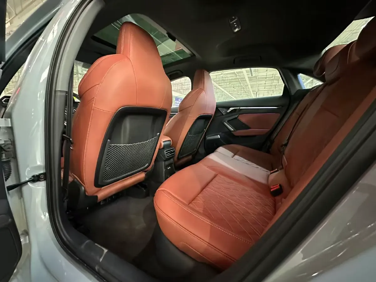 2025 Audi A3 1.5T 160HP L4 7DCT,autocango,china used car exporter,china ev exporter,chinese used car exporter,chinese used ev exporter