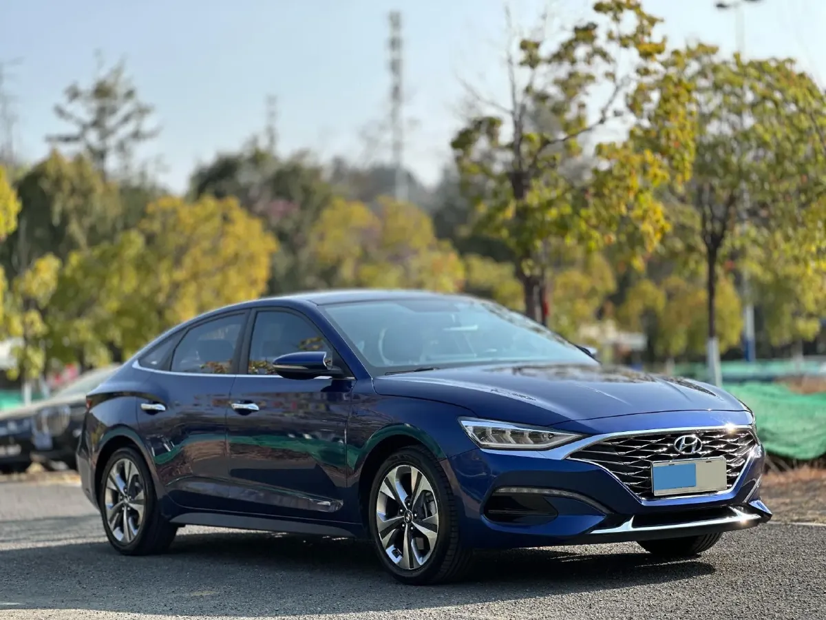 2019 Hyundai La Festa 1.6T 204HP L4 7DCT,autocango,china used car exporter,china ev exporter,chinese used car exporter,chinese used ev exporter