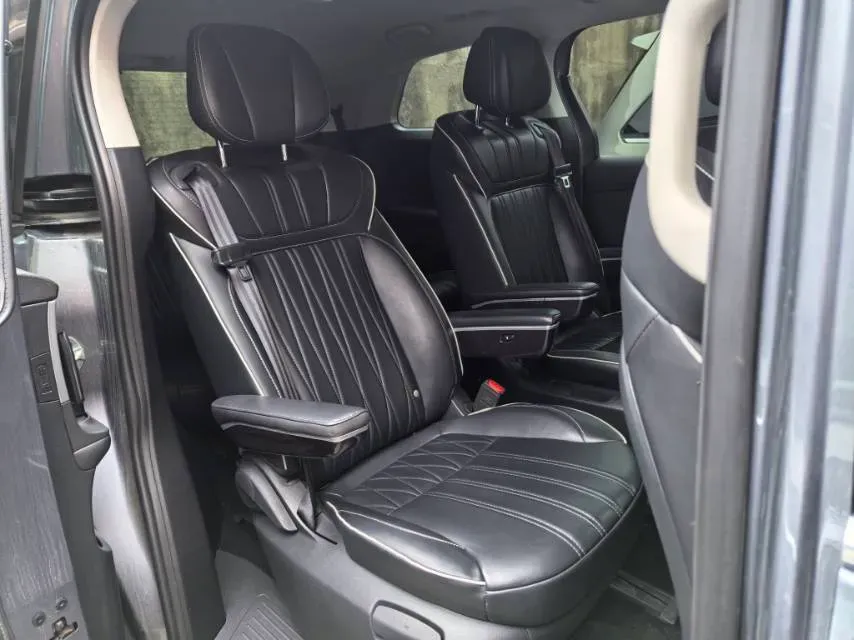 2022 Roewe iMAX8 2.0T 234HP L4 8AT,autocango,china used car exporter,china ev exporter,chinese used car exporter,chinese used ev exporter