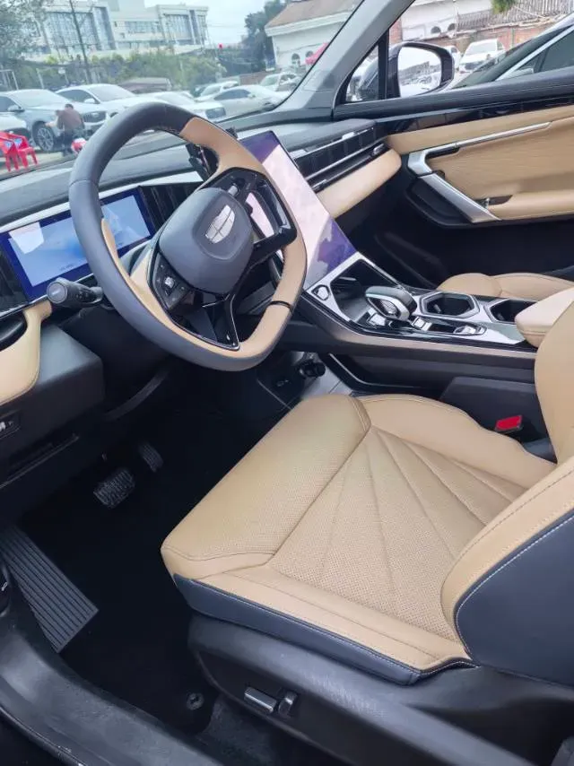 2023 Geely StarRay 1.5T 181HP L4 7DCT,autocango,china used car exporter,china ev exporter,chinese used car exporter,chinese used ev exporter