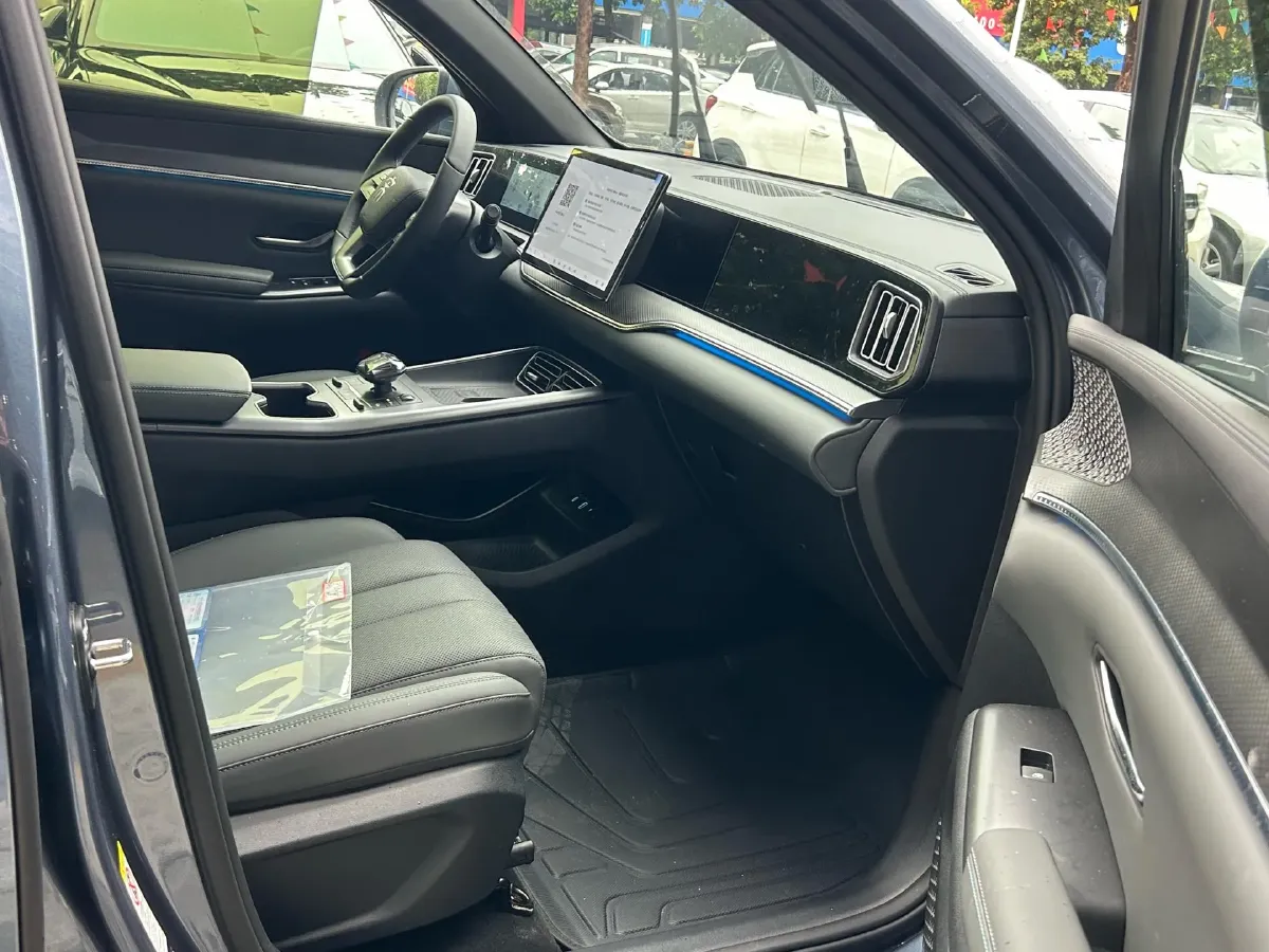 2025 BYD Song Pro 1.5L 101HP L4 E-CVT PHEV 18.3KWH,autocango,china used car exporter,china ev exporter,chinese used car exporter,chinese used ev exporter