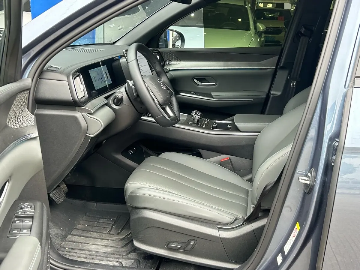 2025 BYD Song Pro 1.5L 101HP L4 E-CVT PHEV 18.3KWH,autocango,china used car exporter,china ev exporter,chinese used car exporter,chinese used ev exporter