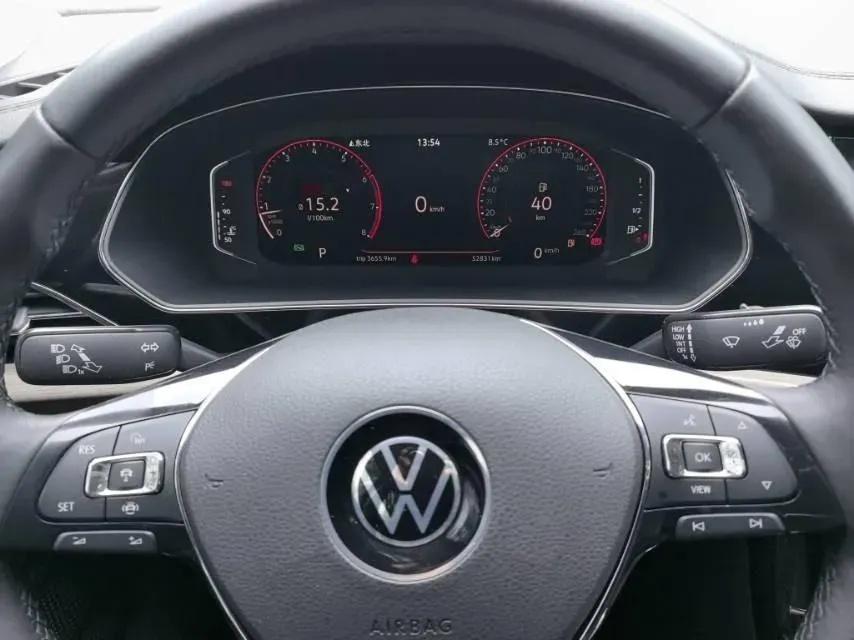 2021 Volkswagen Passat 2.0T 186HP L4 7DCT,autocango,china used car exporter,china ev exporter,chinese used car exporter,chinese used ev exporter