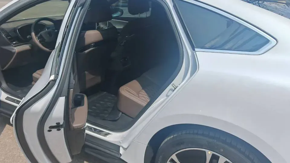 2023 BYD Han BEV 72KWH,autocango,china used car exporter,china ev exporter,chinese used car exporter,chinese used ev exporter