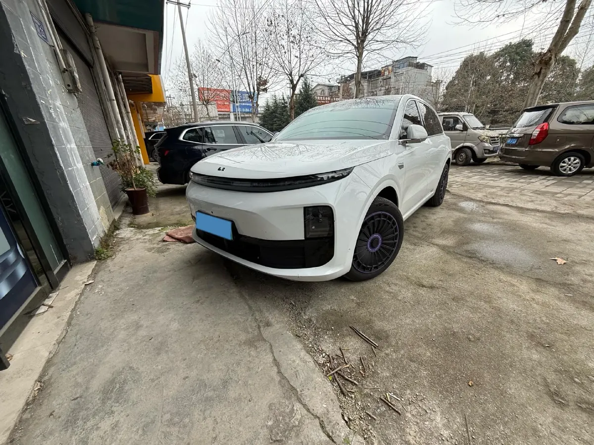2024 Li L6 Range Extended 154HP L4 REEV 36.8KWH,autocango,china used car exporter,china ev exporter,chinese used car exporter,chinese used ev exporter