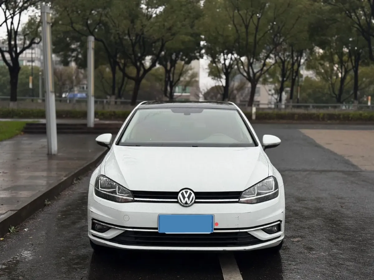 2018 Volkswagen Golf 1.4T 131HP L4 7DCT,autocango,china used car exporter,china ev exporter,chinese used car exporter,chinese used ev exporter