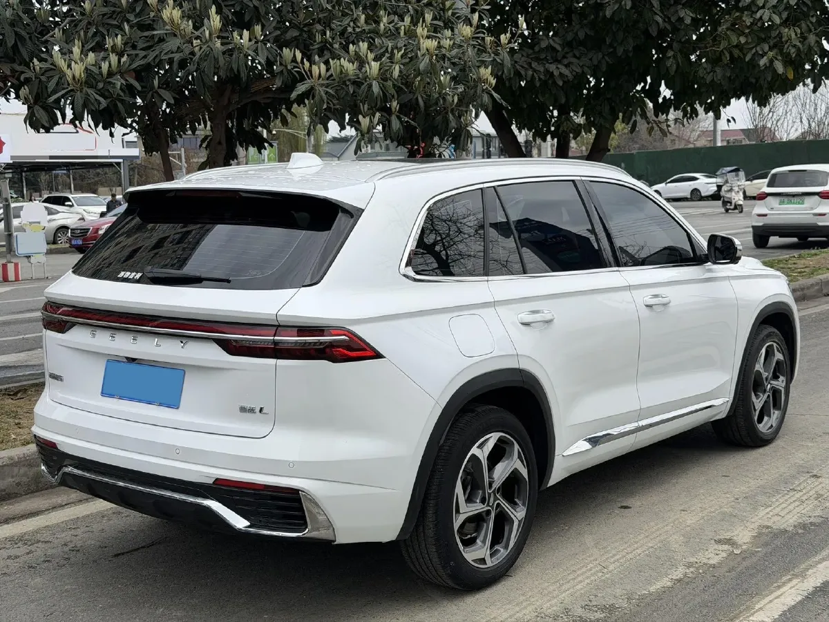 2021 Geely Monjaro 2.0T 218HP L4 7DCT,autocango,china used car exporter,china ev exporter,chinese used car exporter,chinese used ev exporter