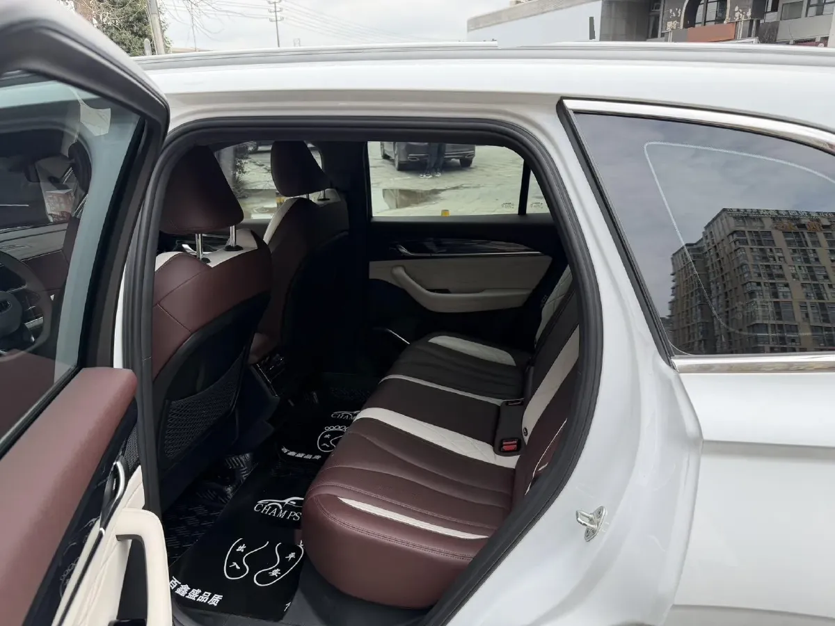 2021 Geely Monjaro 2.0T 218HP L4 7DCT,autocango,china used car exporter,china ev exporter,chinese used car exporter,chinese used ev exporter