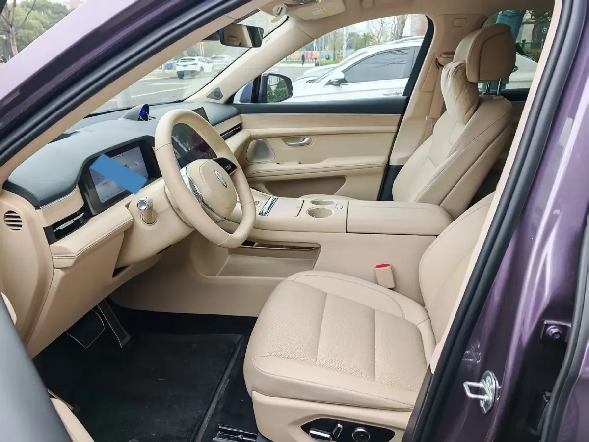 2025 AITO AITO M5 1.5T 152HP L4 REEV 42KWH,autocango,china used car exporter,china ev exporter,chinese used car exporter,chinese used ev exporter