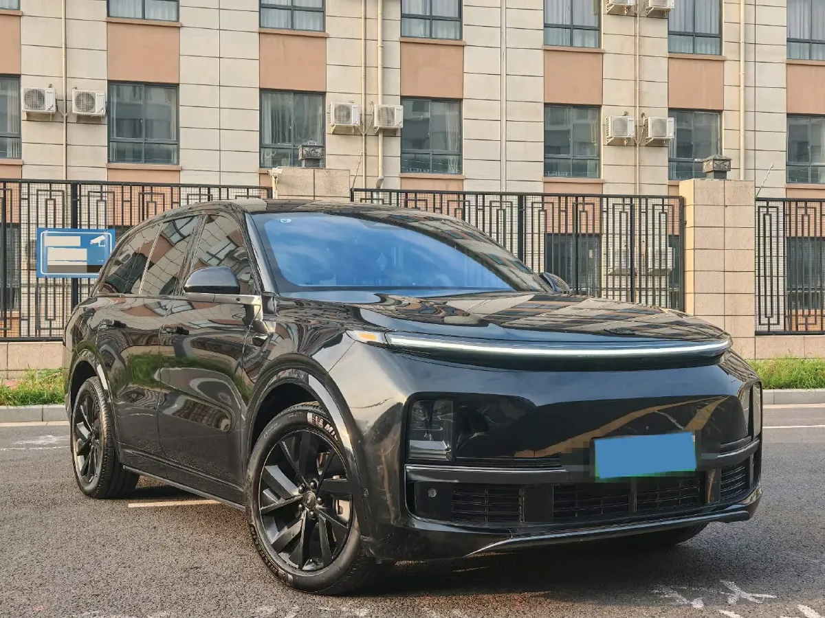 2023 Li L8 Range Extended 154HP REEV 40.9KWH,autocango,china used car exporter,china ev exporter,chinese used car exporter,chinese used ev exporter